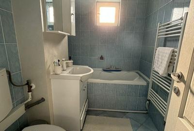 Apartament cu 4 camere decomandat, mobilat în Central - 2