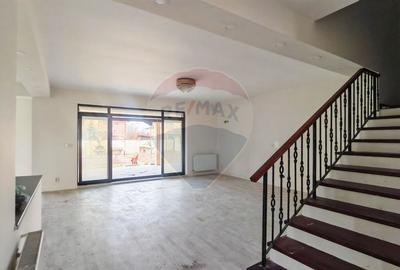 Duplex cu 9 camere cu Teren 1161 Mp în Berceni - 7