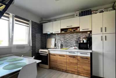 Apartament cu 2 camere, 54 mp, zona Lama - 3