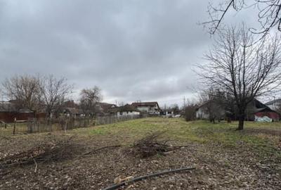 Teren de 1500 mp, în Hotvon - 1