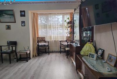Apartament cu 2 camere decomandat în Tărtășești - 6