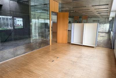 Spațiu industrial, de 1,500 mp, în Sud - 11