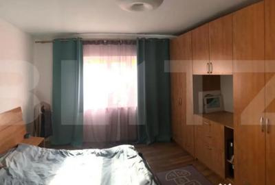 Casă cu 7 camere cu Teren 537 Mp în Micro 3 - 5