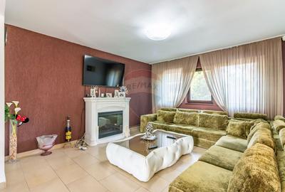 Casă cu 4 camere cu Teren 1058 Mp în Snagov