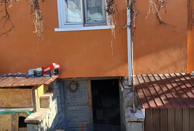 Casă în Vatra Satului - 1