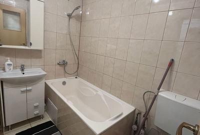 Garsonieră decomandată în Rovine - 2