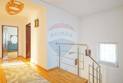 Casă cu 4 camere cu Teren 753 Mp în Prejmer - 19