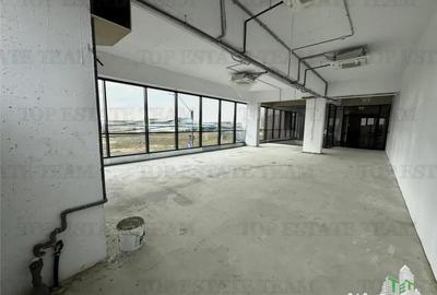 Spațiu comercial, de 2,750 mp, în Central - 2