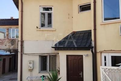 Apartament cu 8 camere decomandat, mobilat în Moșilor - 9