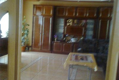 Casă cu 4 camere cu Teren 1211 Mp în Recea - 10