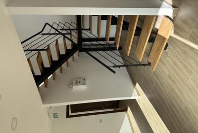 Spațiu comercial, de 1,454 mp, în Central - 3