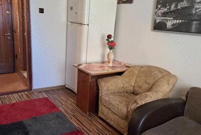 Garsonieră semidecomandată în Central - 1