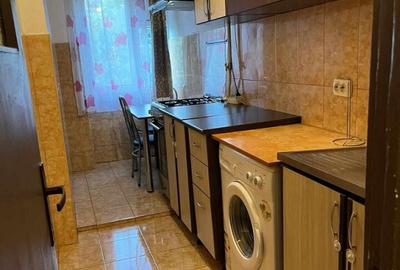 MALU ROSU garsoniera mobilata 1/4 la 280 euro/luna - 14