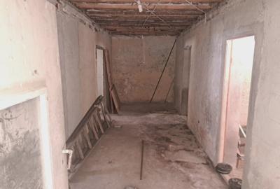 Casă cu 5 camere cu Canalizare în Ultracentral - 12