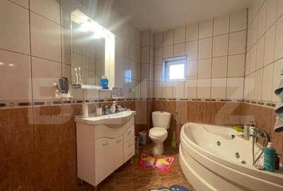 Casă cu 5 camere cu Teren 550 Mp în Lăpuș Argeș - 13