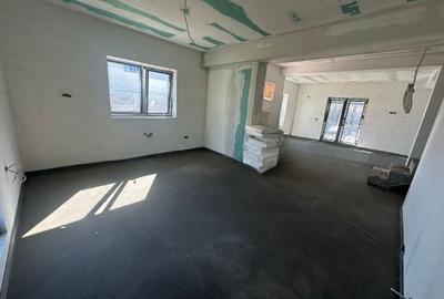 Casă single P+1+M de vânzare în Otopeni Casă single P+1+M de vânzare în Otopeni - 2