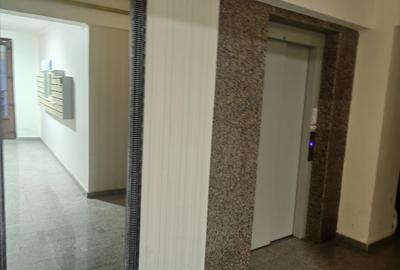 Apartament cu 3 camere decomandat în Bucium - 3