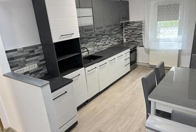 Apartament cu 2 camere decomandat în Central - 1