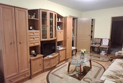 Rahova, Kaufland, apartament mobilat/utilat complet, bloc 1985,reabilitat, 1/8