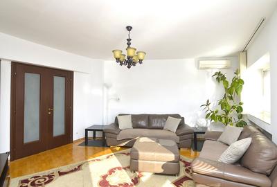 INCHIRIERE APARTAMENT 3 CAMERE UNIRII – TRIBUNAL - 9