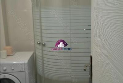 Garsonieră decomandată în Central