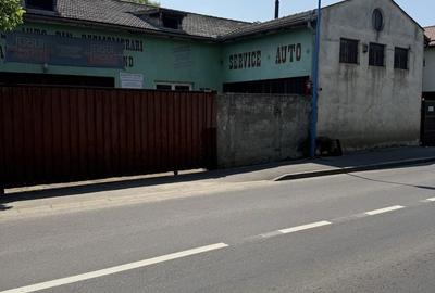 Spațiu comercial, de 350 mp, în Central - 8