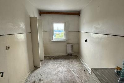 Apartament cu 2 camere decomandat în Central - 2