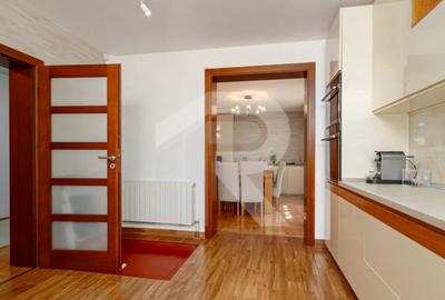 Casă cu 7 camere cu Canalizare în Valea Alba - 11