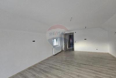 Apartament 3 camere de vanzare COMISION 0% - 5