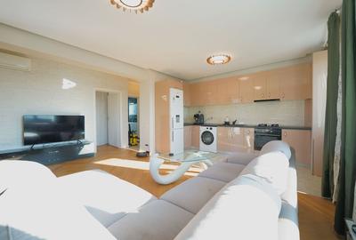 Apartament cu 2 camere semidecomandat, mobilat în Central