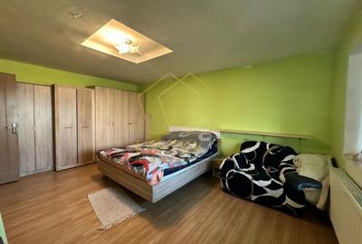 Apartament cu 4 camere decomandat, mobilat în Steaua - 3