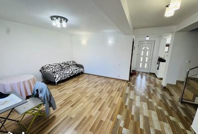 Casă cu 5 camere cu Teren 303 Mp în Glina - 14