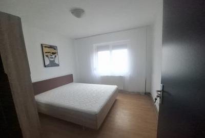 Inchiriez apartament 3 camere Strada Stadionului - 2