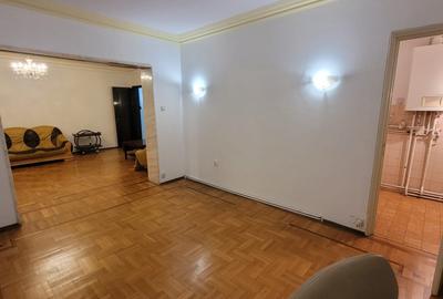 Universitate, Intercontinental, Blocul Roșu - 5