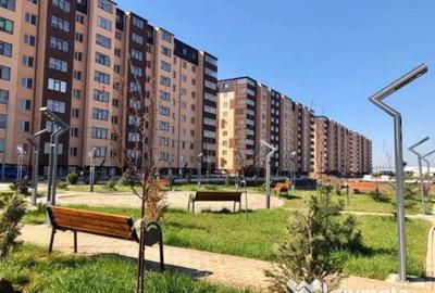 Apartament cu 2 camere decomandat în Roșu