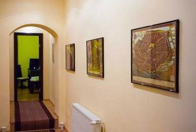 Casă cu 4 camere în Centrul Istoric - 4