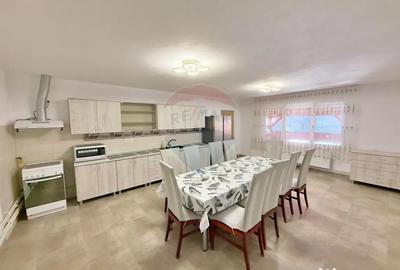 Casă cu 7 camere cu Teren 590 Mp în Macea - 6