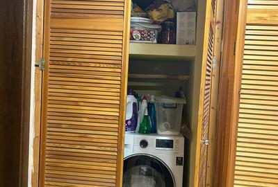 Apartament 3 camere | Parter | Zona Moinești | Dormitor matrimonial cu baie - 17