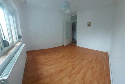 Apartament cu 3 camere decomandat în Micro 21 - 4