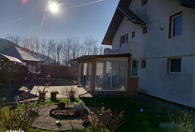 Casă cu 4 camere cu Teren 1042 Mp în Central - 3