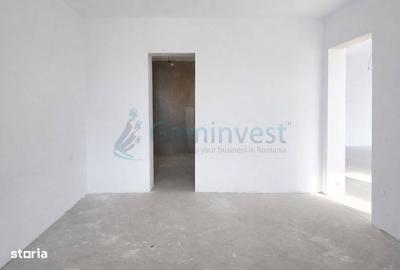 Casă cu 4 camere cu Canalizare în Sântandrei