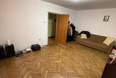Apartament cu 3 decomandat - zona Grivitei. - 4