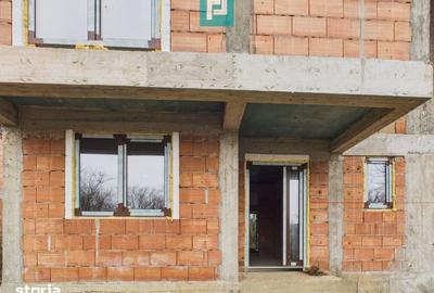 Casă cu 4 camere cu Teren 1726 Mp în Giroc - 2