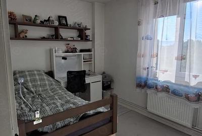 Apartament cu 4 camere decomandat în Ampoi 3 - 7