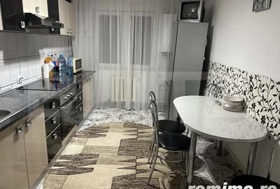 Apartament cu 2 camere semidecomandat în Central - 3