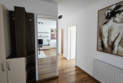 Apartament cu 3 camere decomandat în Tractorul - 2
