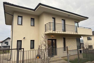 Casă cu 4 camere cu Teren 500 Mp în Dezmir - 2