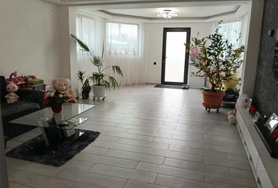 Casă cu 7 camere cu Teren 1100 Mp în Popești - 12