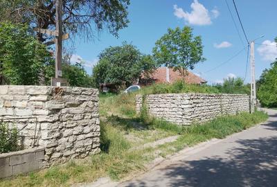 Teren de 2289 mp, în Iclozel - 1