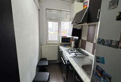Apartament cu 2 camere decomandat în 9 Mai - 5